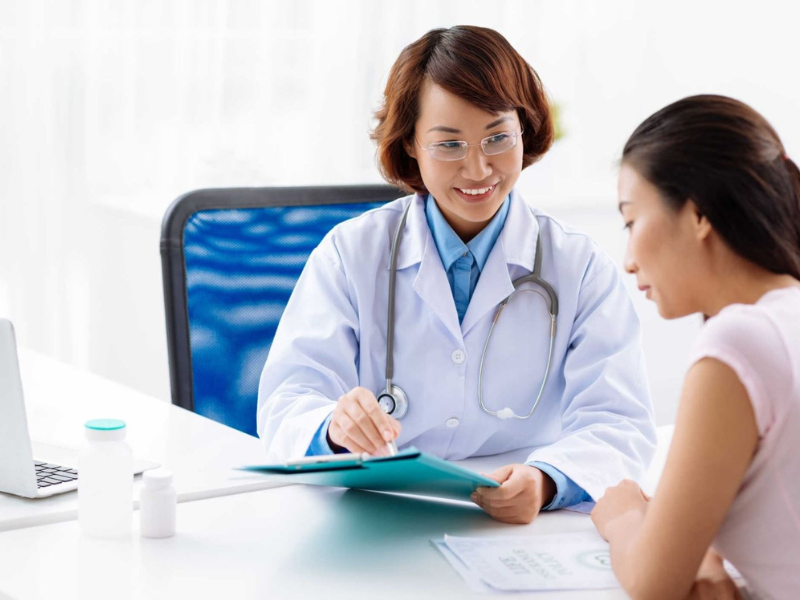 bo-tui-cac-kinh-nghiem-khi-di-lam-giay-kham-suc-khoe-1