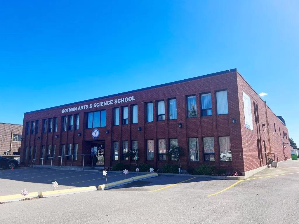 d2a85618-b0c0-40b9-9c76-9349cfd5e08a